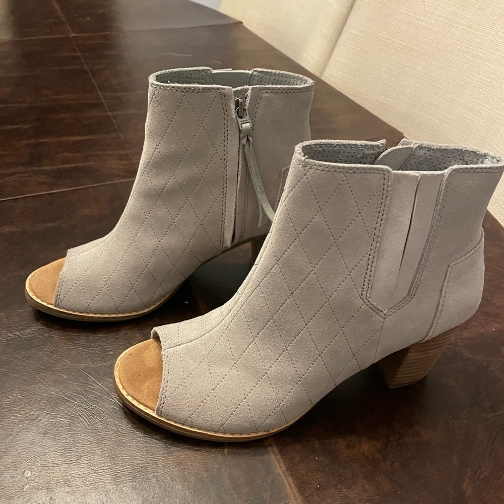 TOMS Majorca peep toe suede booties *new*